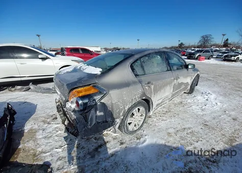 2011 Nissan Altima 2.5 S z USA, uszkodzony, nr VIN 1N4AL2AP9BC165796